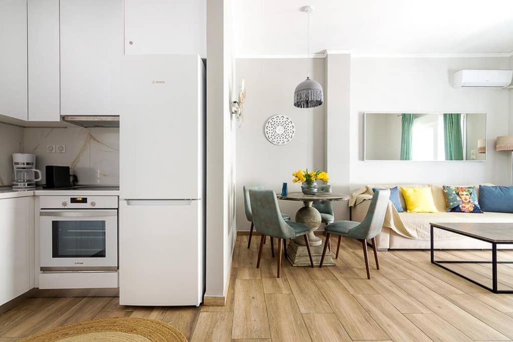 Bright Apartment For 6 Ppl In 아테네 외부 사진