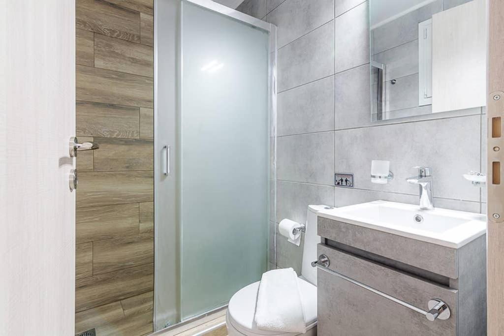 Bright Apartment For 6 Ppl In 아테네 외부 사진