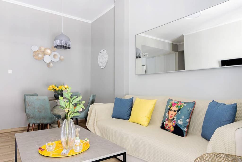 Bright Apartment For 6 Ppl In 아테네 외부 사진